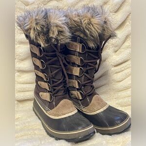 Sorel Brown and Black Fur-Trimmed Winter Boots